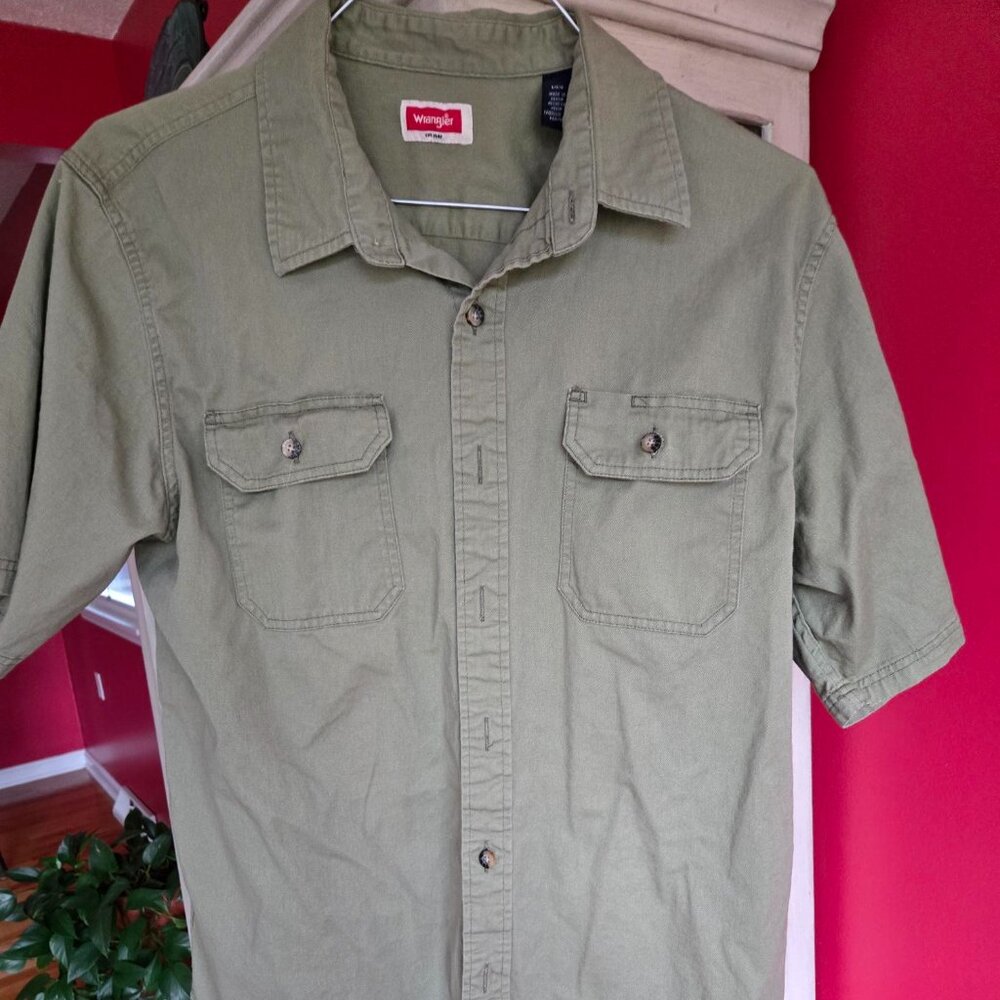 Wrangler short sleeved shirt